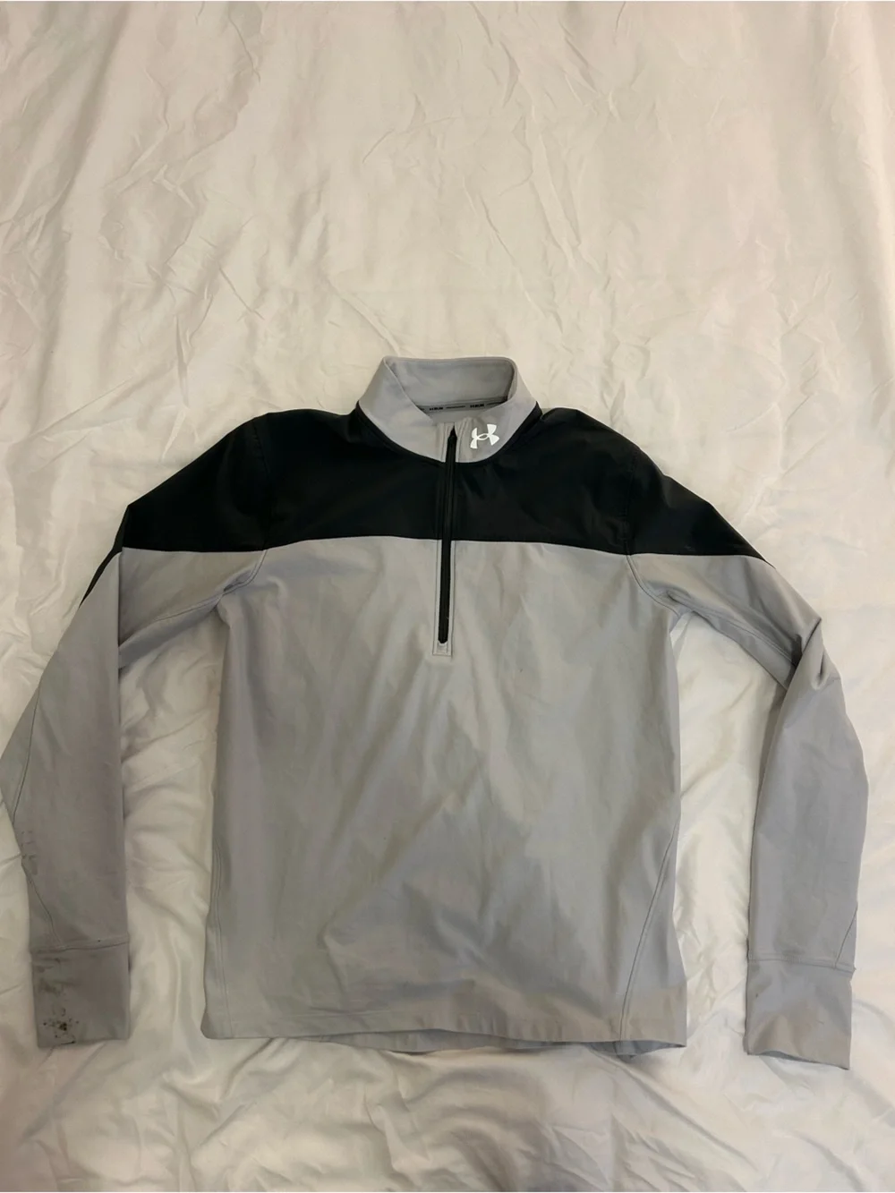 Under Armour Men’s Light Gray and Black Half-Zip Pullover